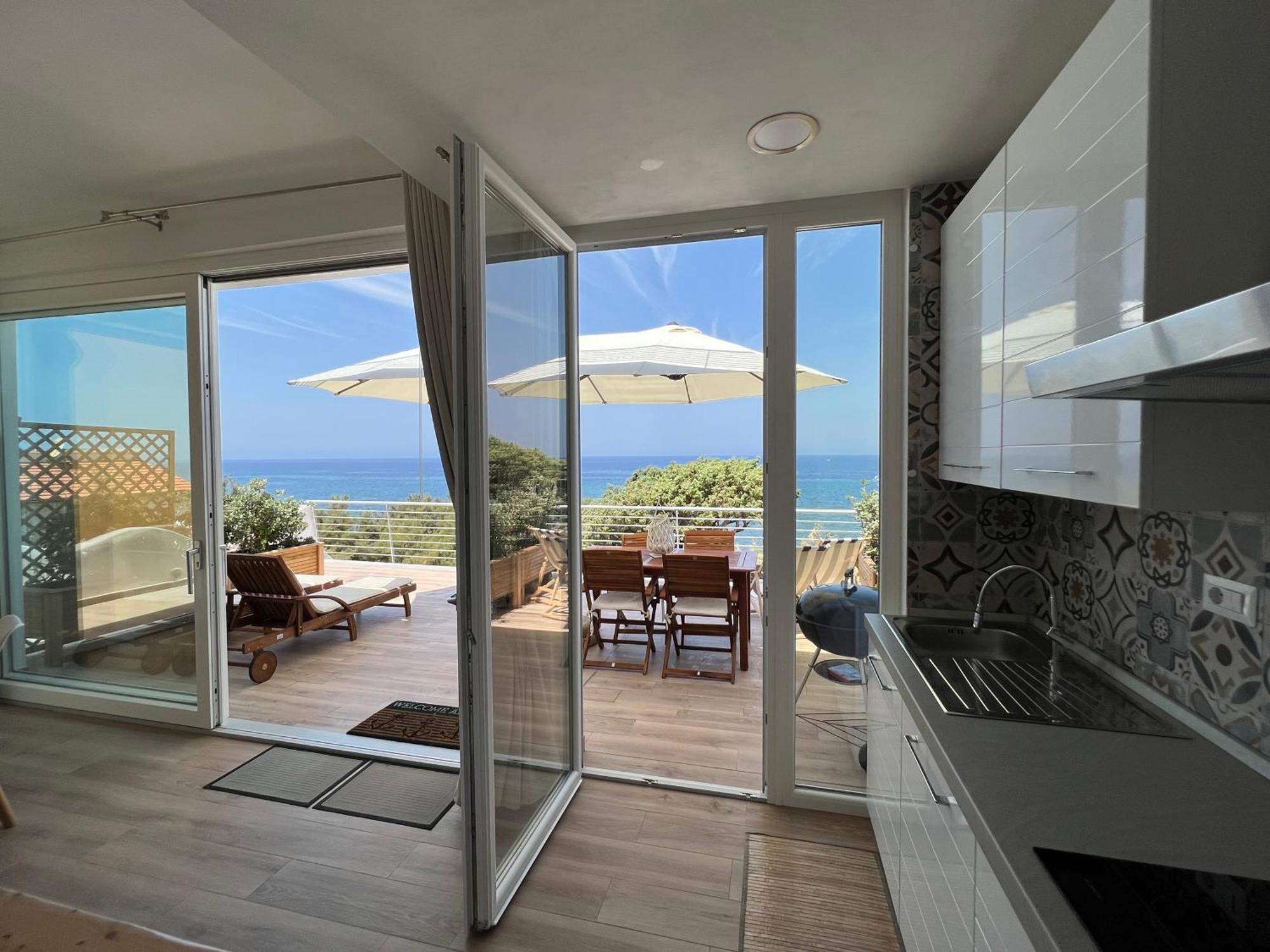 Alba Stupendo Appartamento In Villa Fronte Mare - Golfo Dell'Asinara - Internet Free Valledoria  Buitenkant foto